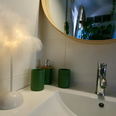 Tiny Harmony - Logement Confortable Avec Jardin Et Jacuzzi Prives Pres D'Aix En Provence Venelles Exterior foto